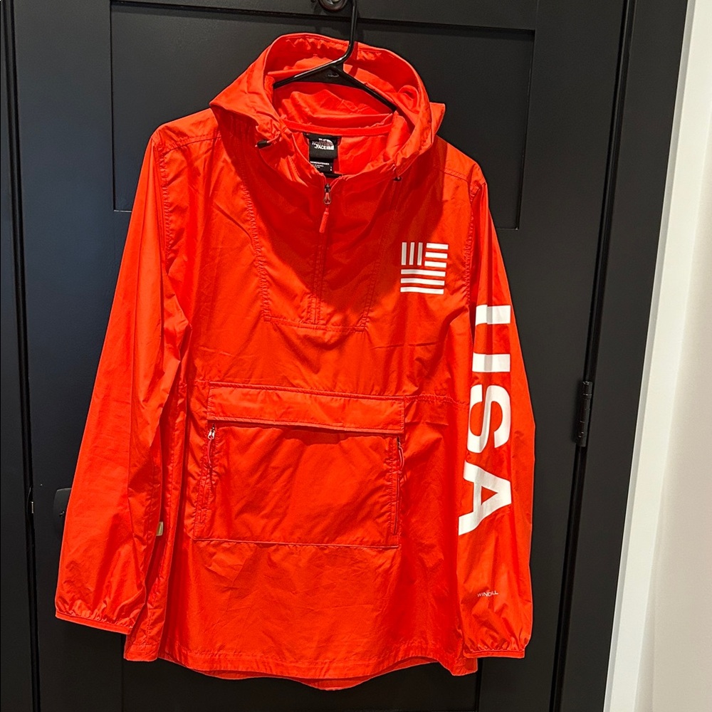 The North Face Women’s USA Pullover Hooded Anorak Windbreaker Jacket, LG
